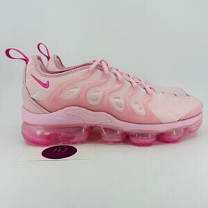 Nike Women's Air VaporMax Plus Pink Foam Playful Pink Sneakers FZ3614-686 Size 8